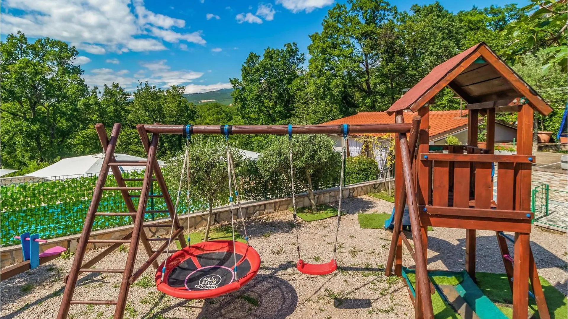 2 Bedroom Stunning Apartment In Jadranovo 0*,
